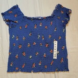 XXL SO off the shocker smocked top in blue floral